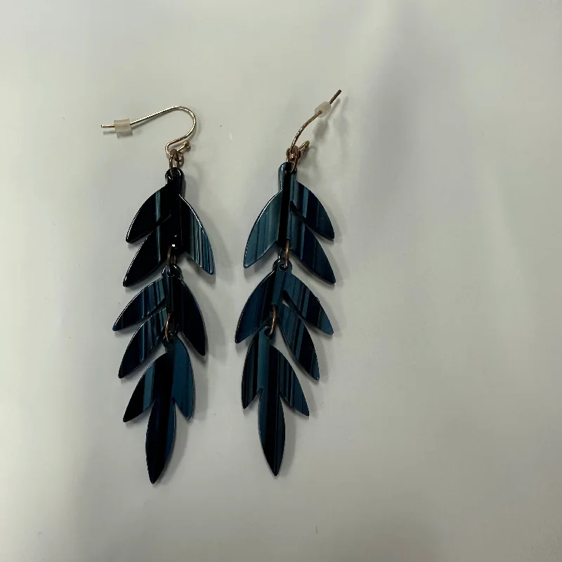 women's butterfly earrings -Earrings Dangle/drop By Clothes Mentor