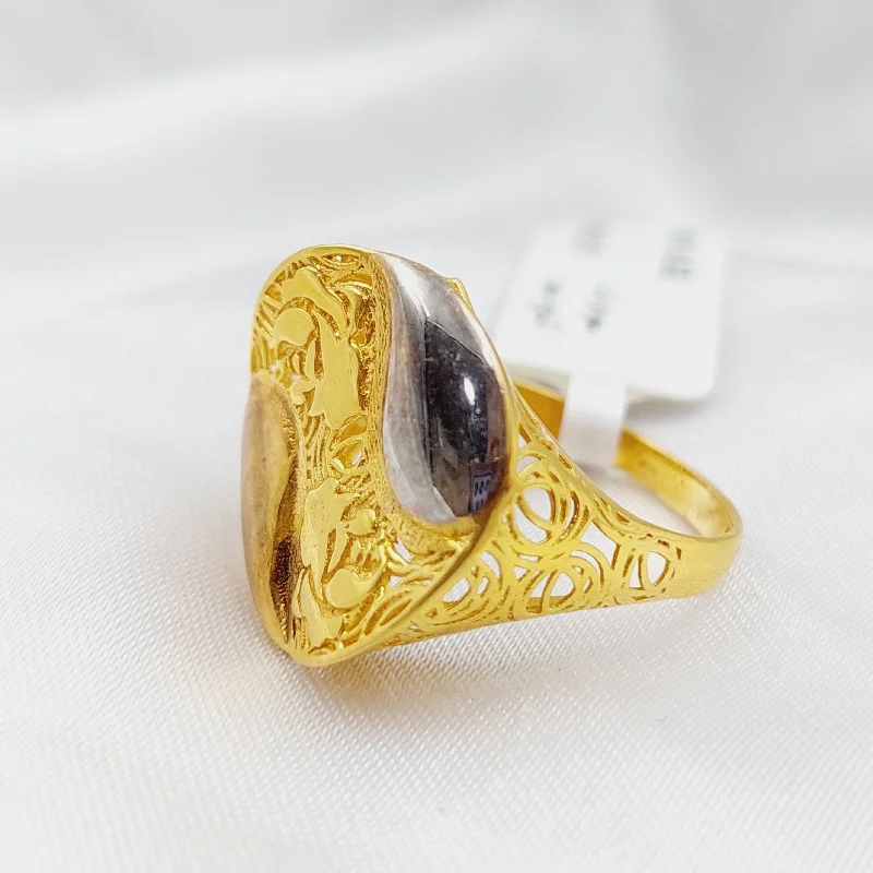 women's vintage-inspired rings -Fancy Ring