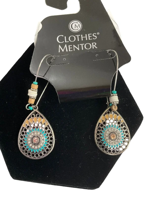 women's oversized earrings -Earrings Dangle/drop By Clothes Mentor