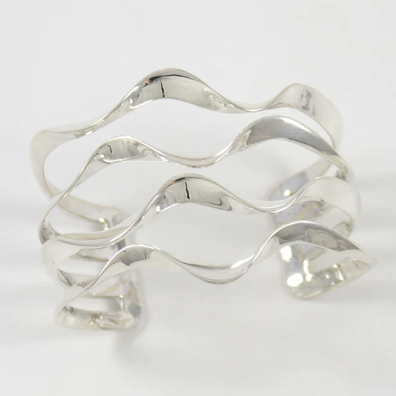 women's gold chain bracelets -Silver Wave Cuff