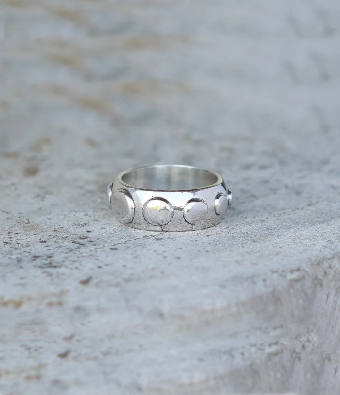 women's infinity rings -orbit ring