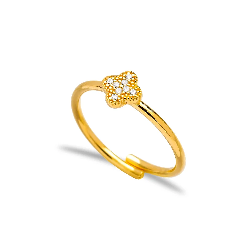 women's engagement rings -Mini Clover Ring