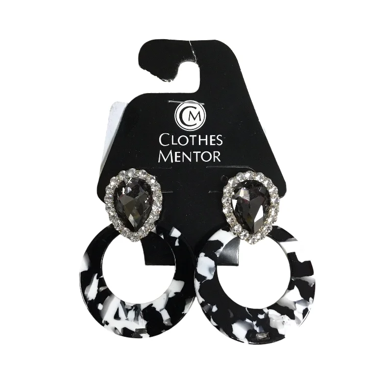 women's modern silver earrings -Earrings Dangle/drop By Clothes Mentor