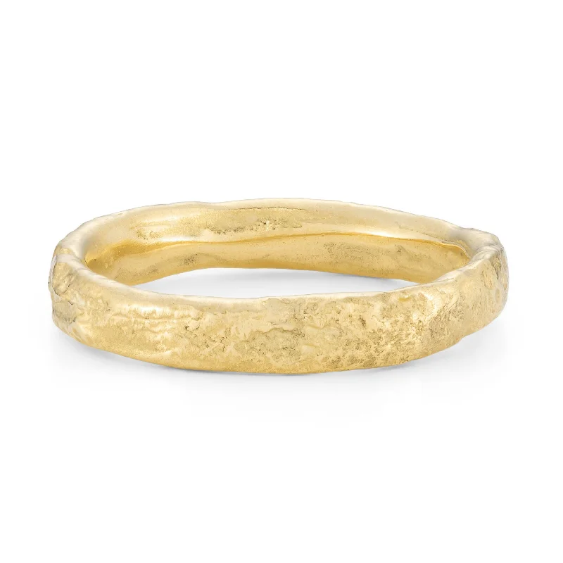 women's elegant engagement rings -Rock Medium Ring 18ct Gold