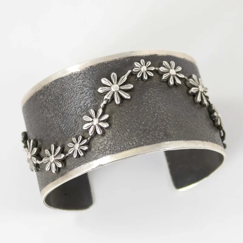 women's leather bracelets -Silver Flower Cuff