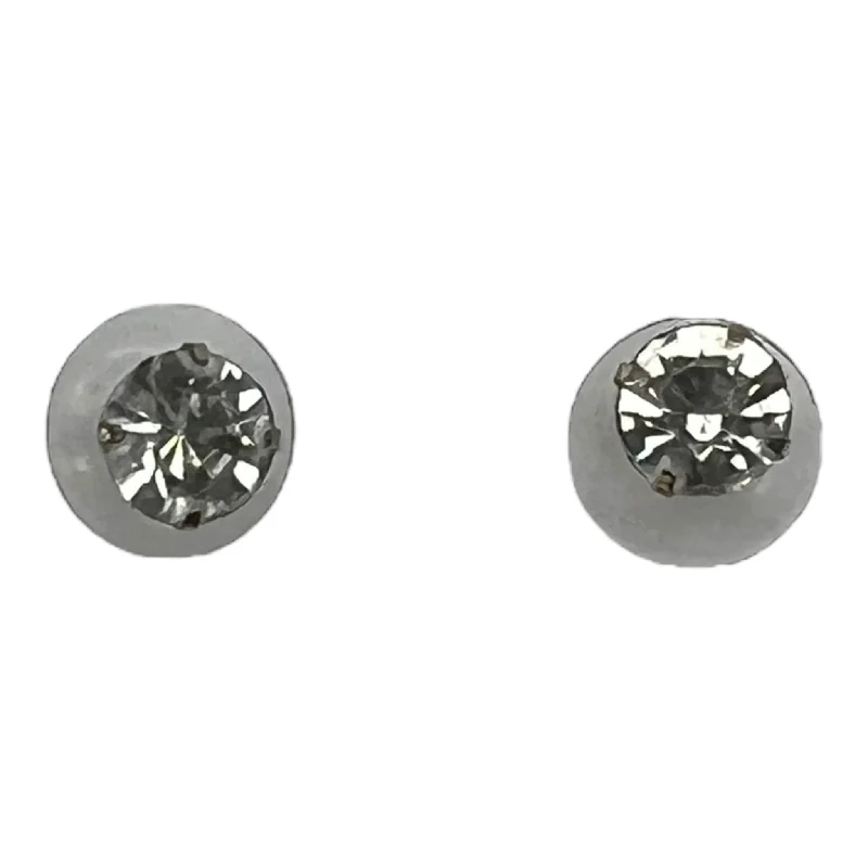 women's geometric earrings -SILVER EARRINGS STUD by CMF