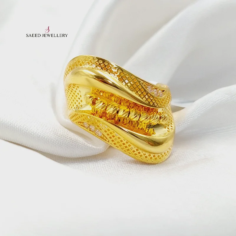 women's twisted gold rings -Zircon Studded Deluxe Ring