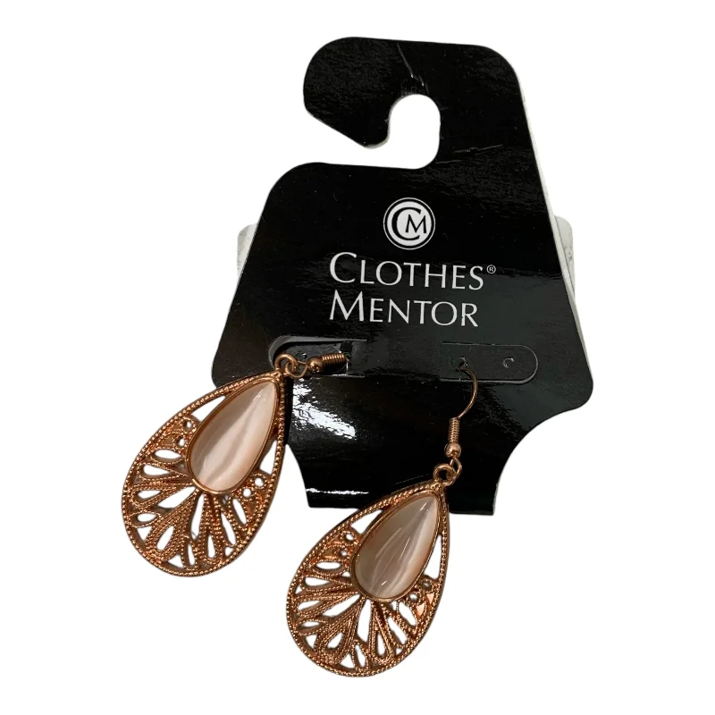 women's golden statement earrings -Earrings Dangle/drop By Clothes Mentor